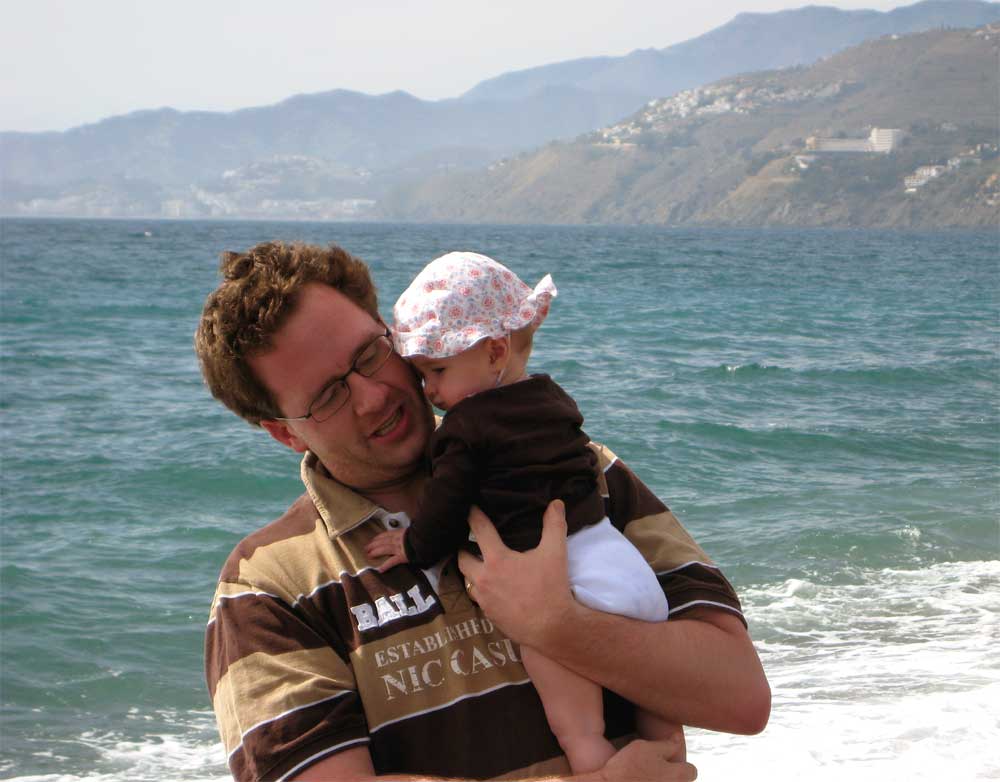 Mit Tochter am Mittelmeer / Con su hija en el Mediterráneo